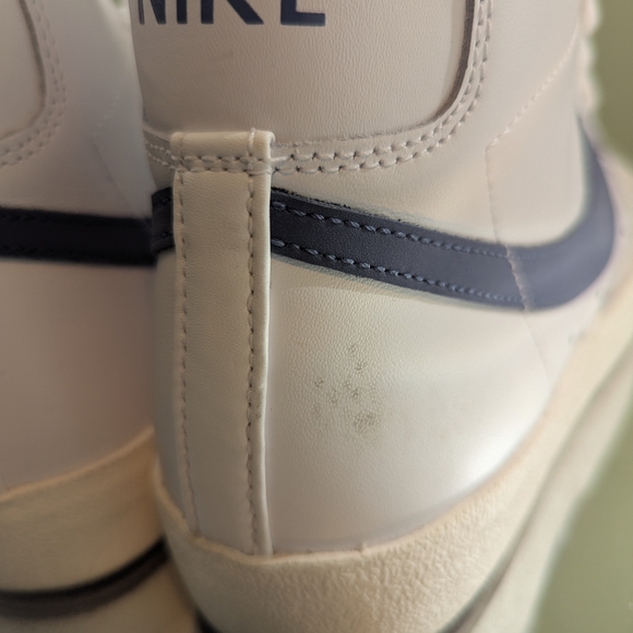Nike Blazer Mid Vintage White Navy Sneakers - Picture 6 of 6